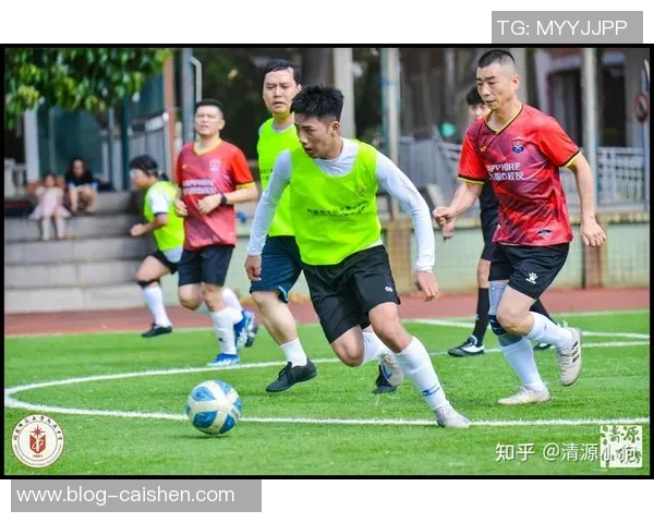 激烈对抗与团结合作的一场难忘足球赛体验